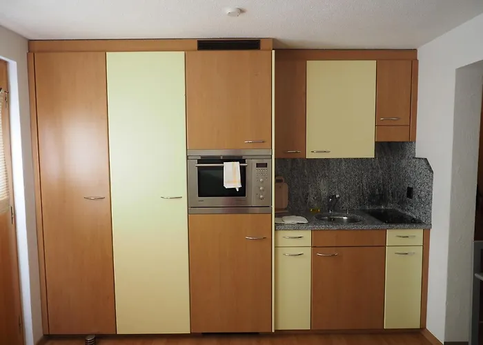 Tgantieni Sot - Mit Herz Appartement