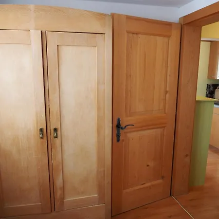 Tgantieni Sot - Mit Herz アパート レンツァーハイデ